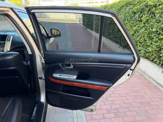 Lexus Rx300