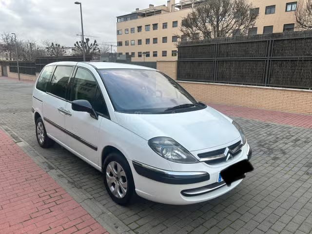 Citroën C8