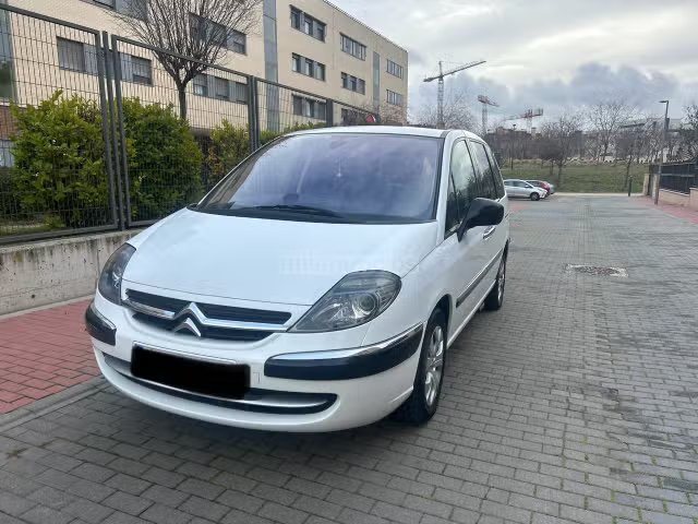 Citroën C8