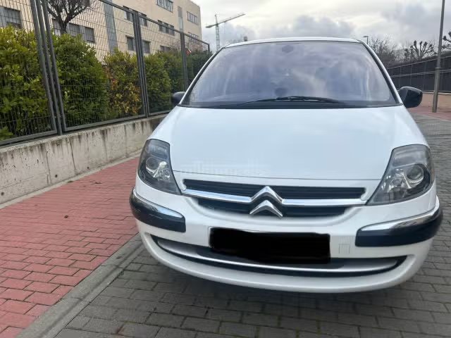 Citroën C8
