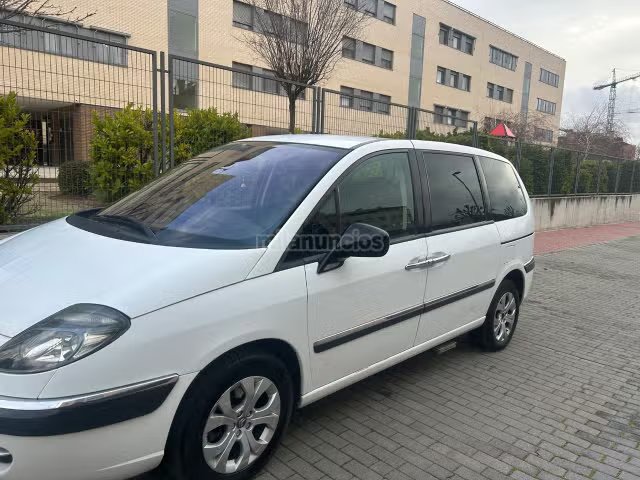 Citroën C8