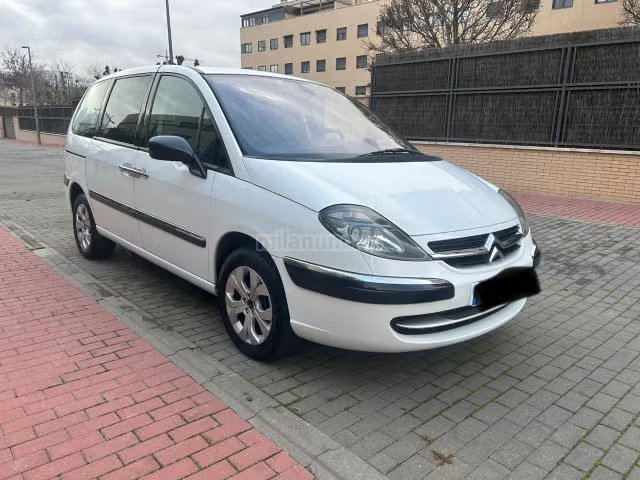 Citroën C8
