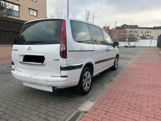 Citroën C8