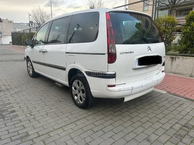 Citroën C8