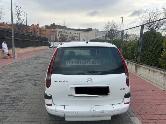 Citroën C8