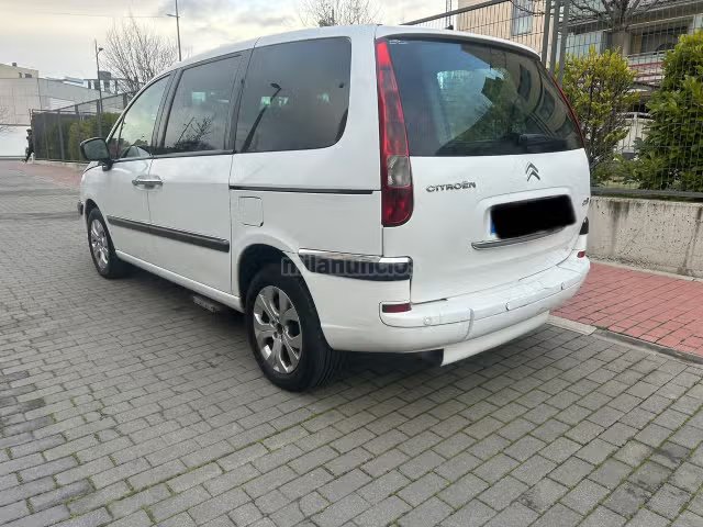 Citroën C8