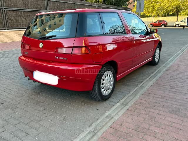 Alfa Romeo 145