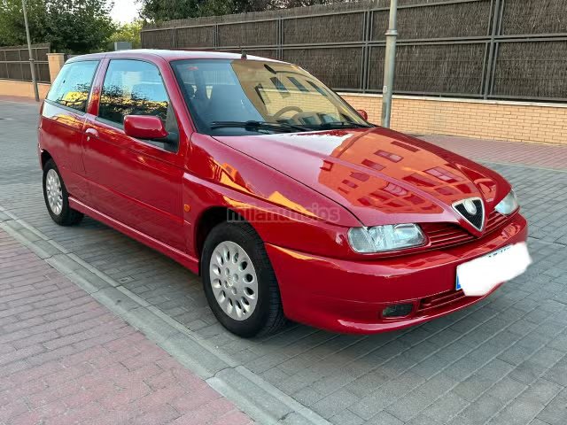 Alfa Romeo 145