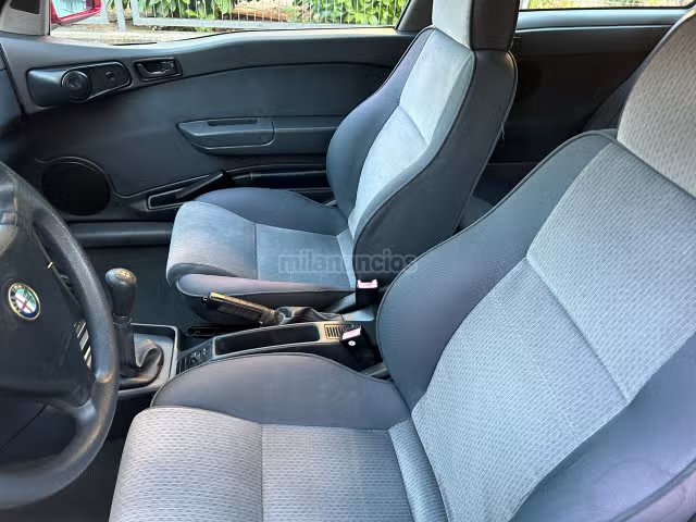 Alfa Romeo 145