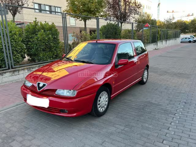 Alfa Romeo 145
