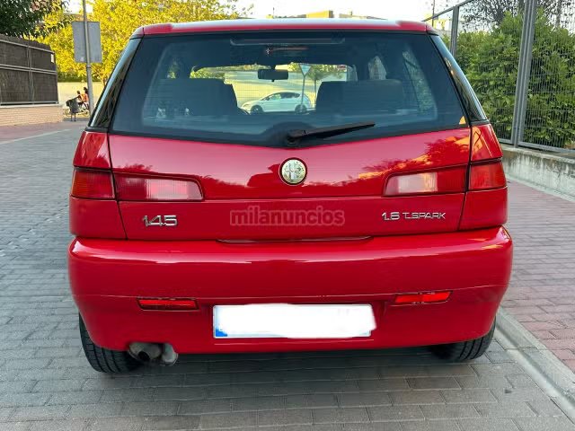 Alfa Romeo 145