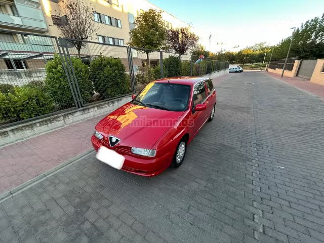 Alfa Romeo 145