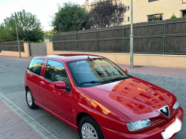 Alfa Romeo 145
